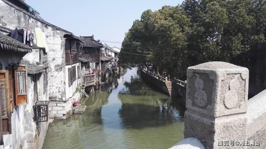 恐龙绝地逃生